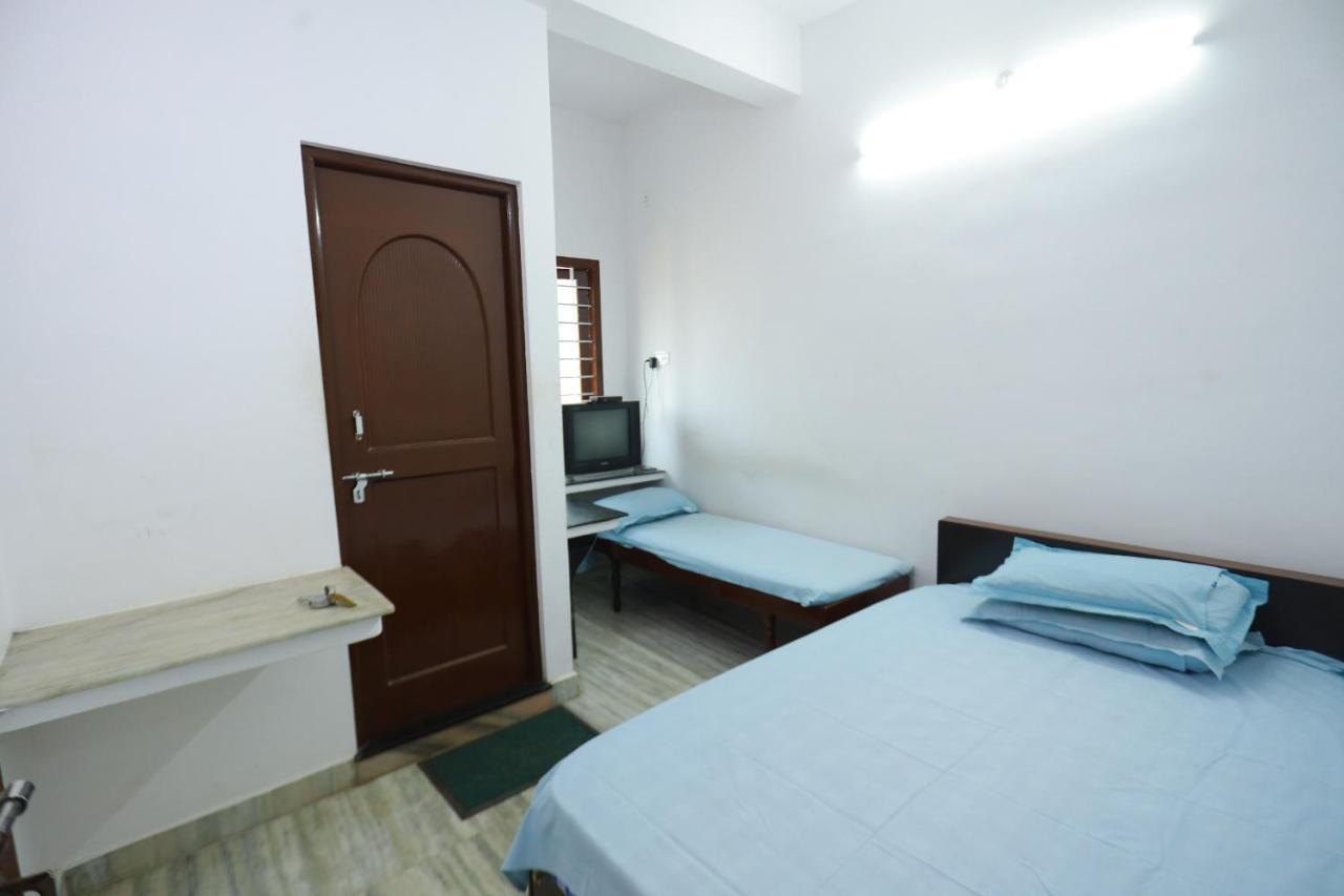 Arackal Tourist Home Tripunithura Exterior photo